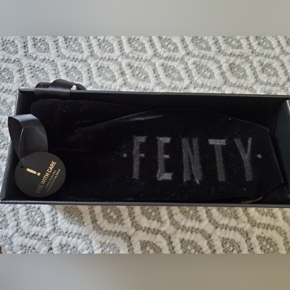 Fenty Puma Jelly Slides - Picture 4 of 7